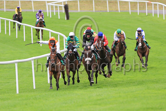 01st Walkers Point and Mr N McParlan ( 3 , orange, white star ) Trainer - S McParlan , Owner - G McGurgan