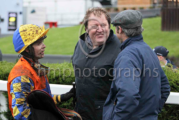 Mr Nibbles Jockey Mr S Crawford & Owner David Gordon Roberts & Trainer S R B Crawford - FT8E5528-e2