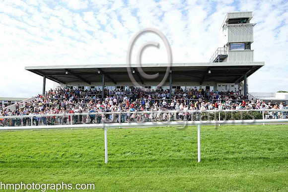 Blue skies and la large crowd at The Family Fun Raceday at Downpatrick Race Course on Wednesday 13th July 2022.