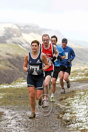 Hazel McLaughlin , Lagan Valley AC - 5th woman in 44.37 - FT8E8170-e