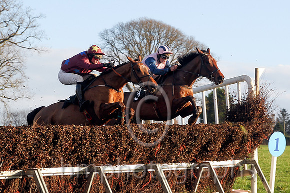 R3 winners - InFrontOfTheJudge & J Cresswell and Clondaw Frisby & R James (2nd) jump the last