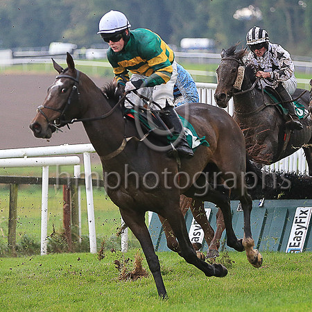 01st Teachers Pet and Luke Dempsey (2.emerald green and orange hooped) Trainer J P Dempsey, Owner J P McManus