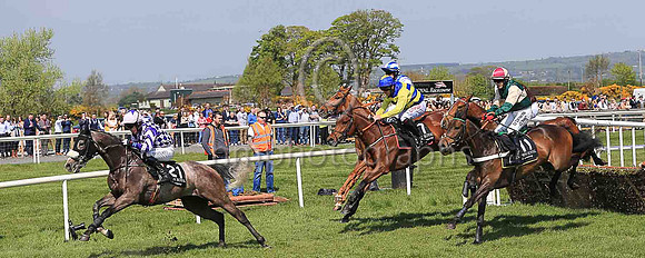04th Ardview Boy and I J McCarthy ( 11 , dark blue, white seams ) Trainer - A Mulholland , Owner - D J McCormack