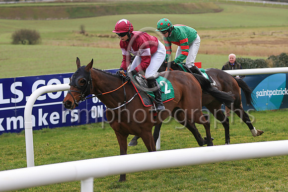 01st Isodon and Katie O'Farrell ( 2 , maroon, white star ) Trainer - G Elliott , Owner - Gigginstown House Stud