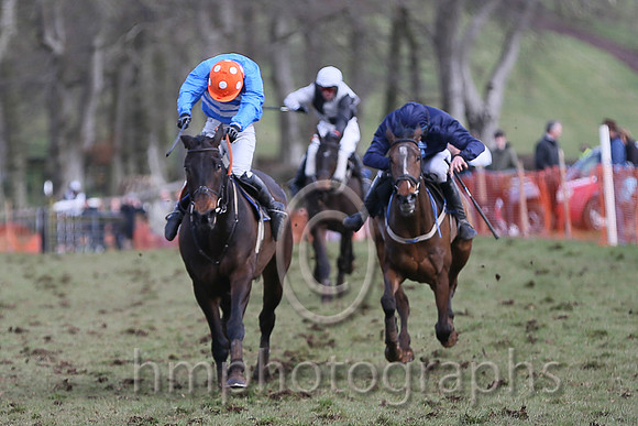 01st BRIDGE END? and N McParlan ( 6 ,Antrim (H)?- BLUE  WHITE HOOPS; blue, plain sleeves; orange cap,white spots ) Trainer: I. R. Ferguson,, Owner : Ferguson Jane  Paul