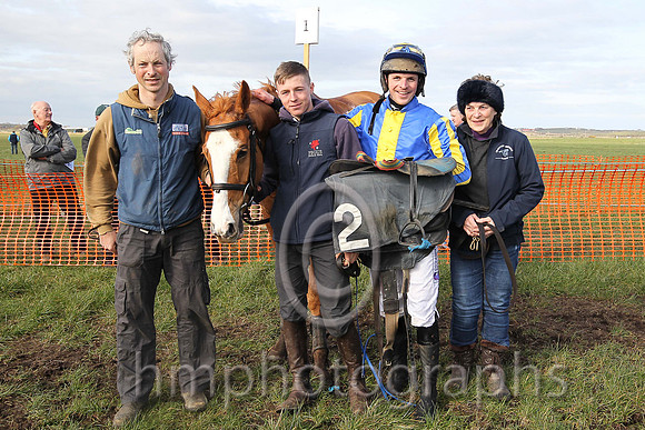 01st FIRST DRIFT (GB) and B G Crawford ( 2 , LIGHT BLUE,navy seams; light blue sleeves; light blue cap,purple star ) Trainer: S.R.B. Crawford,, Owner : S.R.B. Crawford