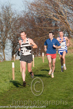 38 Colin Davidson (146 ) East Antrim Harriers 00:43:07