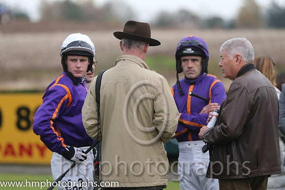 05 Wicklow Brave and P Townend - - 05th (5 ,purple, orange seams ) Trainer - W P Mullins 7 02 Atctic Fire and R Walsh - - 02nd (4 ,purple, orange seams ) Trainer - W P Mullins