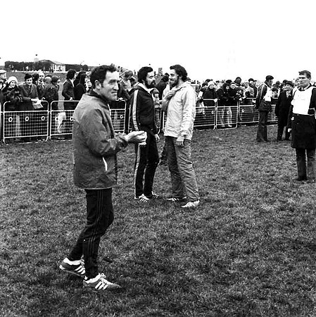 Steve Ovett in conversation at the start - IMG_0007 (2)-e2