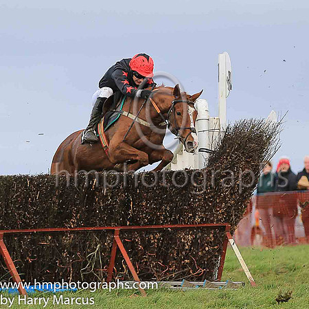 01st SHUMAKER and M O'Hare ( 10 , BLACK,red diamond; black sleeves,red stars; red cap,black star ) Trainer: Karen McNeilly , Owner : Karen McNeilly