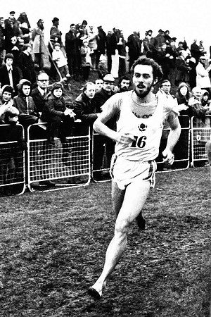 Steve Ovett  - winner in 24.08 - IMG_0003-e2