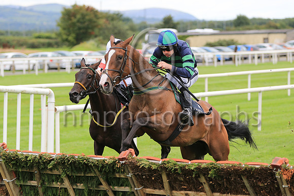 1st Minnie Dahill and R Walsh ( 10 , dark blue and emerald green hoops ) Trainer - T M Walsh , Owner - Micheal D Ryan