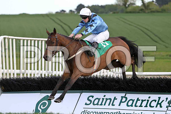 Katys Girl , 3rd, Jockey M W Bowes - FT8E3047-e