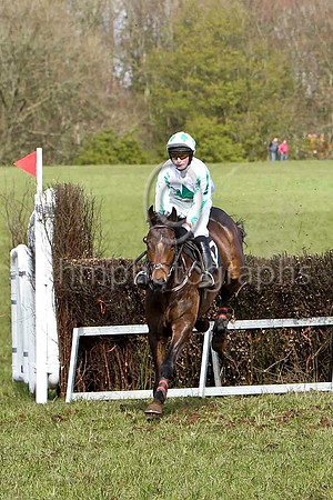 Respectueux (17 - white green star) & J E Flynn - 2ndFT8E2385-e
