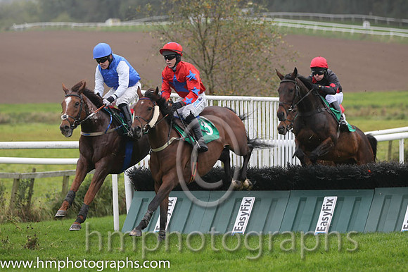 05 DushyDancer and I J McCarthy - PU - 05th (3 ,Red, blue star ) Trainer - J P Brennan