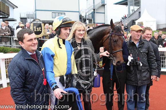 01 Little King Robin and M P Walsh - - 01st (7 ,royal blue and yellow halvd ) Trainer - Colin Bowe