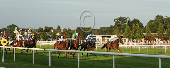 04th Steps In The Sand (5 , light blue ) Jockey: Jack Cleary(7) , Trainer: Ms Sheila Lavery