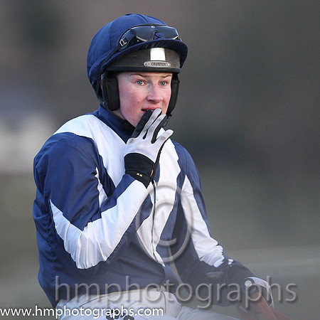01 Alberta &amp; N. Carberry - Trainer: Gordon Elliott - Owner: Cullentra Racing Syndicate ( blue, white chevron )