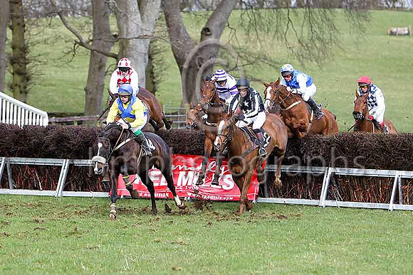Third Race  - Rosa Lord in the lead Div 11 4th - CU2D7123-e