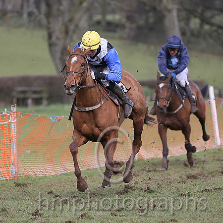 01st KINNACALLY? and J C Barry ( 3 , BLACK,white cross belts; blue sleeves; yellow cap ) Trainer: Paul McAleese,, Owner : William Logan