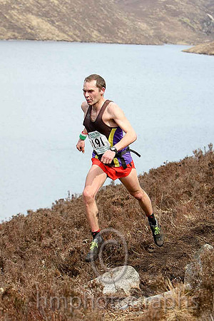 Lloyd Taggart (191) Dark Peak Fell Runners - 5th in 1:47:26 - CU2D7241-e