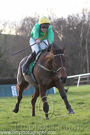 05 Presswell Lad & M P Butler - 5th (5, emerald green. yellow sash) - FT8E1297-40