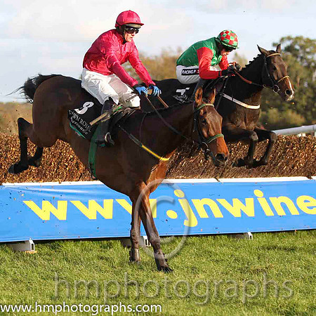 05 Mullaghanoe River & P Townend - 5th (8, cerise) & 06 Seefood & B J Cooper - 6th (4, emerald green, red sleeves) - FT8E0138-Edit-71