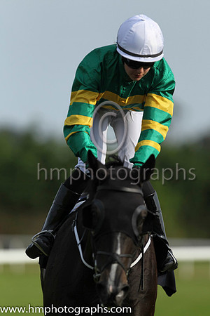 11 Egyptian Warrior and Anastasia O'Brien - - 11th (7 ,emerald green and orange hooped ) Trainer - A P O'Brien