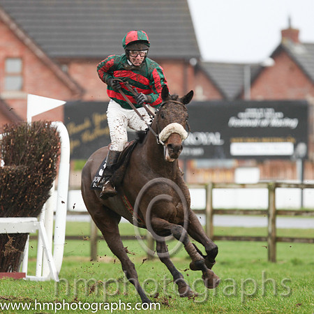 05 El Soro & D J Casey - 5th (3, dark green and red chevrons ) - IMG_9563-13