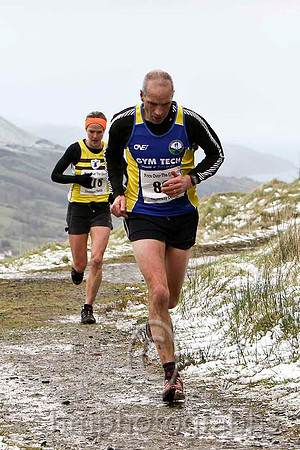 Dale Mathers - Newry City Runners, 5th in 36.41 & Sharon Trimble - North Belfast Harriers, Ist Women in 36.56  - FT8E8076-e