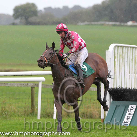 02 Neill's Nan & P D Kennedy - 2nd (9, pink and white diamonds ) - FT8E8926-31