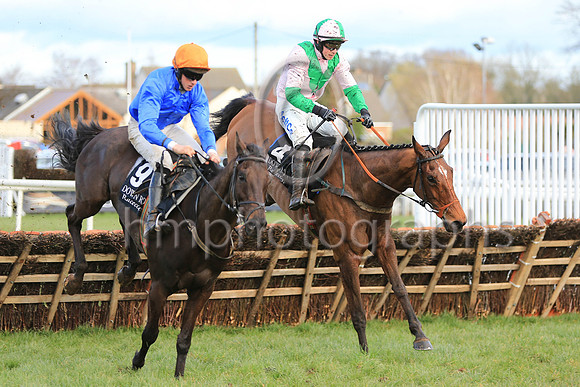 02nd Goose Man and B J Cooper ( 4 , pink, green chevron ) Trainer - T J Taaffe , Owner - Mrs Fitri Hay