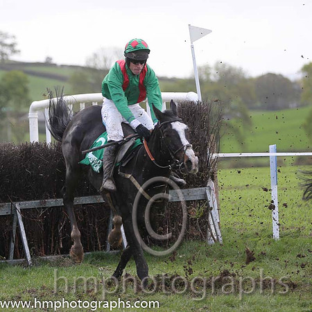 01 Chosen Dream and Derek O'Connor - - 01st (2 ,emerald green, red braces ) Trainer - Graham Mckeever