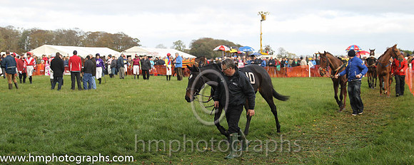 02 OneForTheNure and Derek O'Connor - - 02nd (10 ,red and white qtrd ) Trainer - Graham McKeever