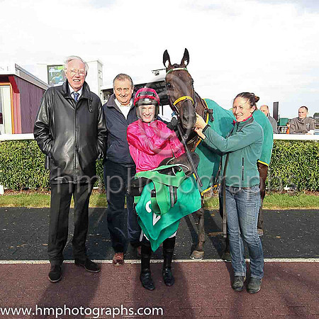 01st Kagney and Ms N Carberry ( 2 , cerise ) Trainer - N Meade , Owner - Mrs Patricia Hunt