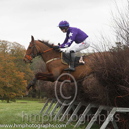05 Cara Vic and J C Barry - - 05th (4 ,purple, white star ) Trainer - Karl Thompson