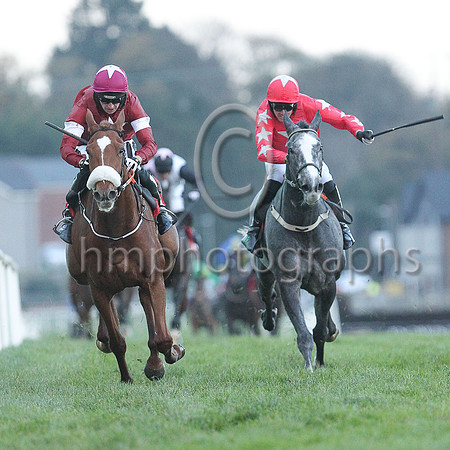 01st Rapid escape and Mr P W Mullins (12, maroon, white star) Trainer Gordon Elliott Owner Gigginstown House Stud