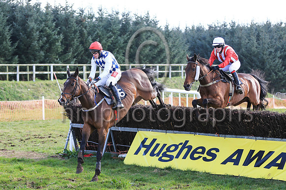 01st MANETTI and Derek O'Connor ( 6 ,Antrim (H) - NAVY , WHITE DIAMONDS; white sleeves; red cap ) Trainer: I. R. Ferguson , Owner : R.A. Bartlett