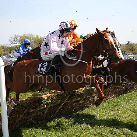 13th Canova and D N Russell ( 13 , pink, dark blue stars ) Trainer - G Elliott , Owner - Mrs B McConnell  Tony Cromwell