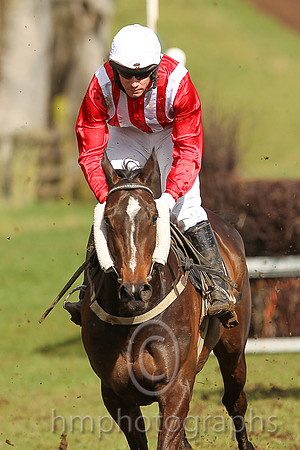 01st ANSEANACHAI CLISTE and M McConville ( 9 , RED  WHITE STRIPES; red, plain sleeves; white cap ) Trainer: Stephen McConville,, Owner : Michael McConville