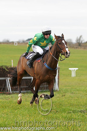 09 Ryansbrook & B O'Neill - Fell (12, emerald green, yellow star) - FT8E0848-Edit-53