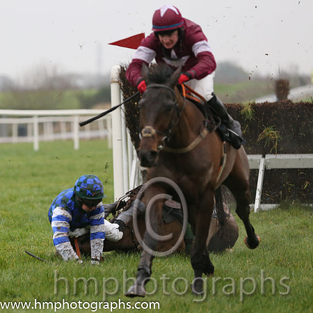 07 The Housekeeper and Sean Flanagan - F - 07th (8 ,brown, white sash ) Trainer - David Harry Kelly  02 Empire of Dirt and Kevin Sexton - - 02nd (2 ,maroon, white star ) Trainer - C A Murphy