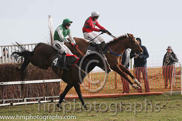 01st Butlergrove King ( 4 )  H D Dunne - Trainer: Michael Goff - green  02nd Maple Mons ( 5 )  B O'Neill - Trainer: D M Christie - red, green chevrons, white cap