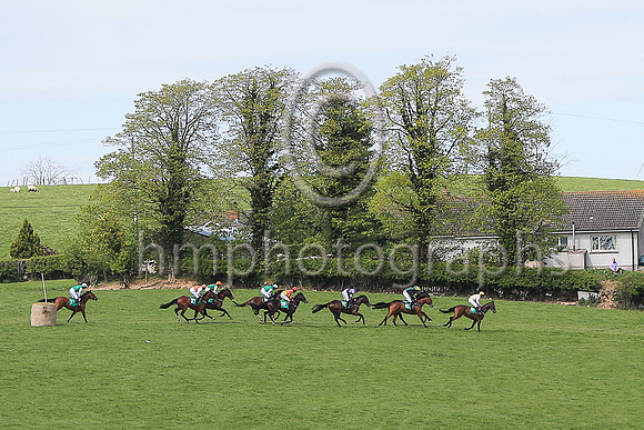 Racing at The Newry Hunt at Taylorstown