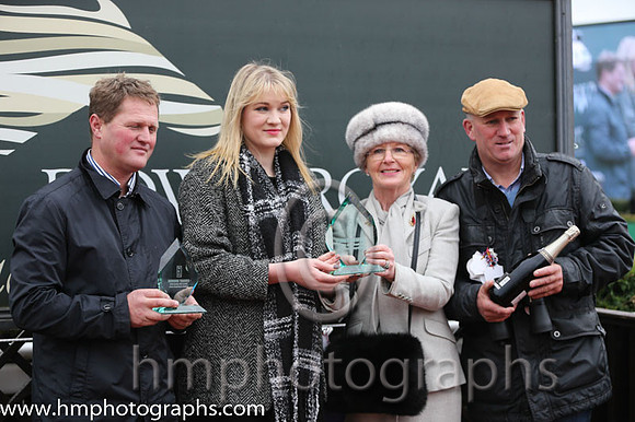 Presentation party for winner Little King Robin