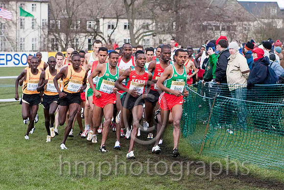 Kenenisa Belele, Ethiopia  - Winner in 34.38 -_MG_6403-e