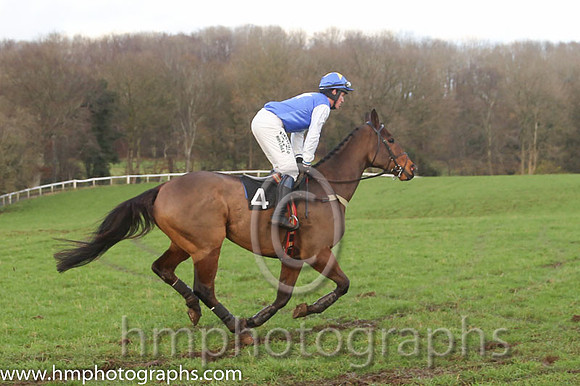 02 Drum Bay and P Turley - - 02nd (4 ,blue, white star ) Trainer - Berbard Jones