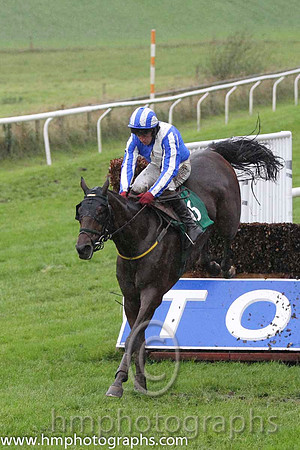 01 Pat Garrett & D J Condon- winner (6,royal blue, white sash ) - FT8E9085-3