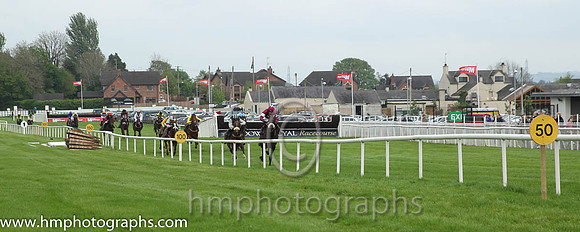01 Officer Cadet & Ms N Carberry - winners (8, maroon, white star) - CU2D1838-22