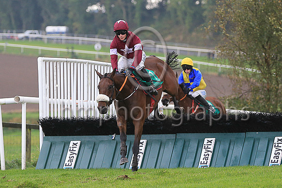 01st Ballela Boy and D J Mullins ( 1 , maroon, white star.maroon cap, white star ) Trainer - G Elliott , Owner - Gigginstown House Stud
